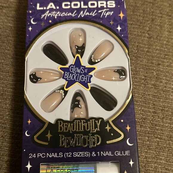 L.A. Colors Artificial Nails Beautifully Bewitched Bootiful Medium Length Almond - Picture 1 of 7